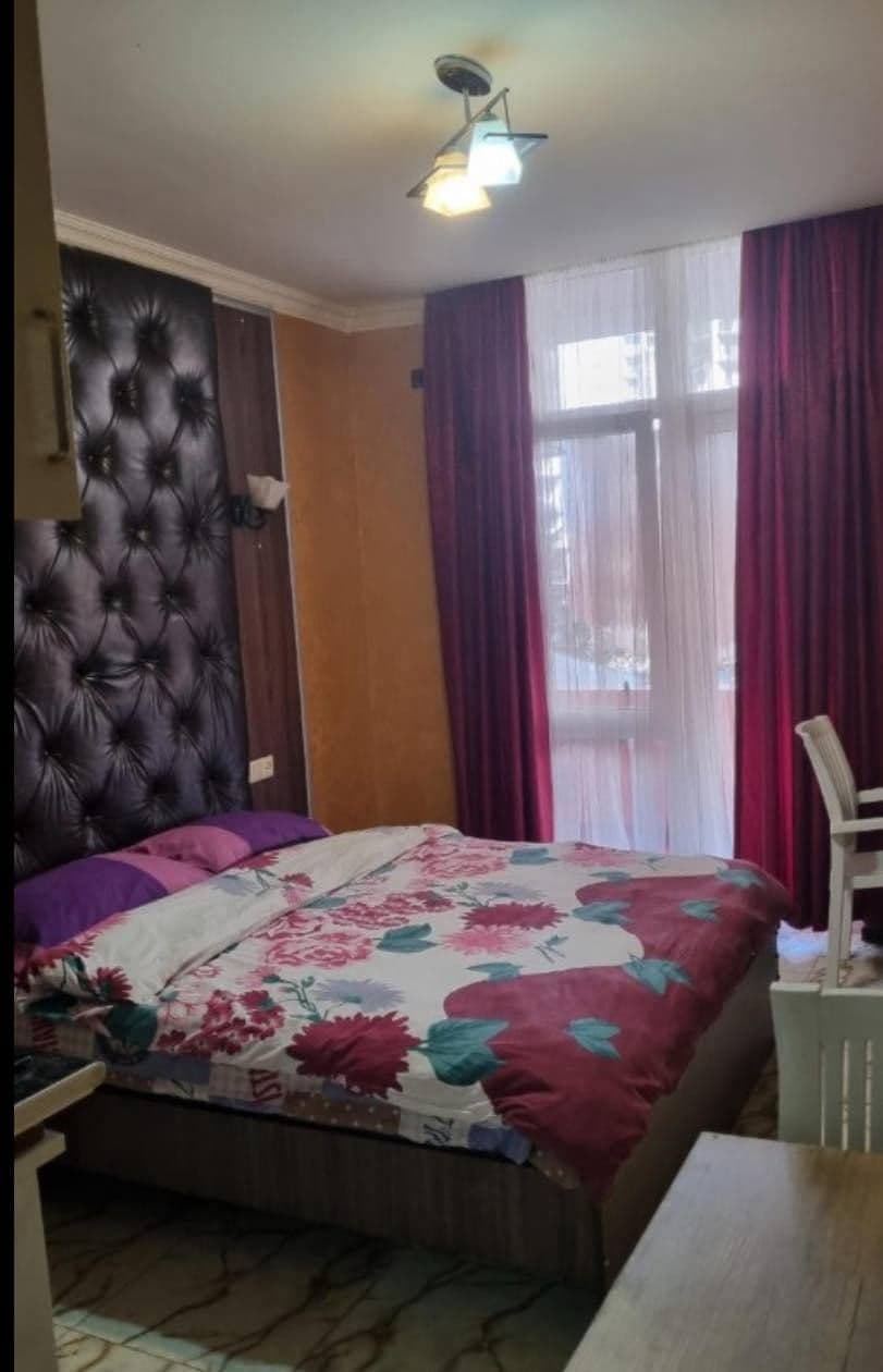 Studio, 60 m² — Agmashenebeli 1