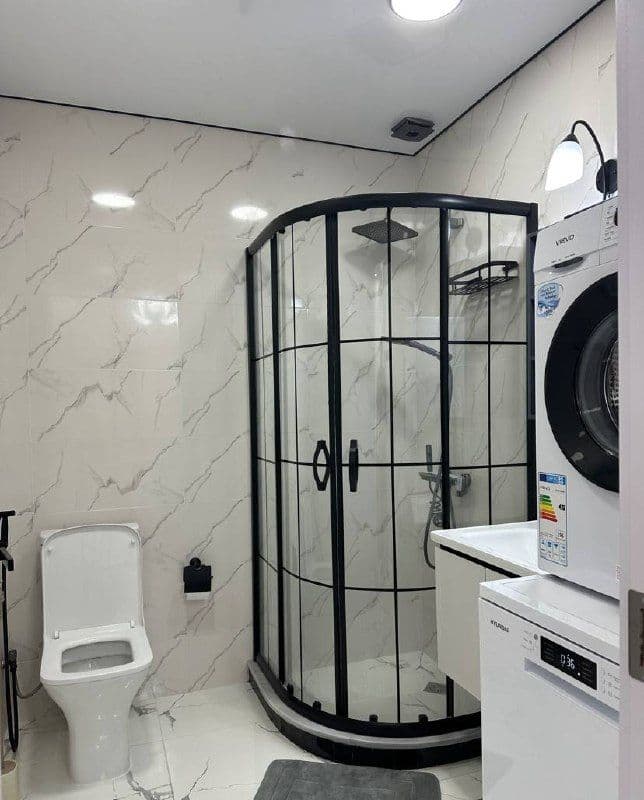 Studio, 37 m² — Shartava 32
