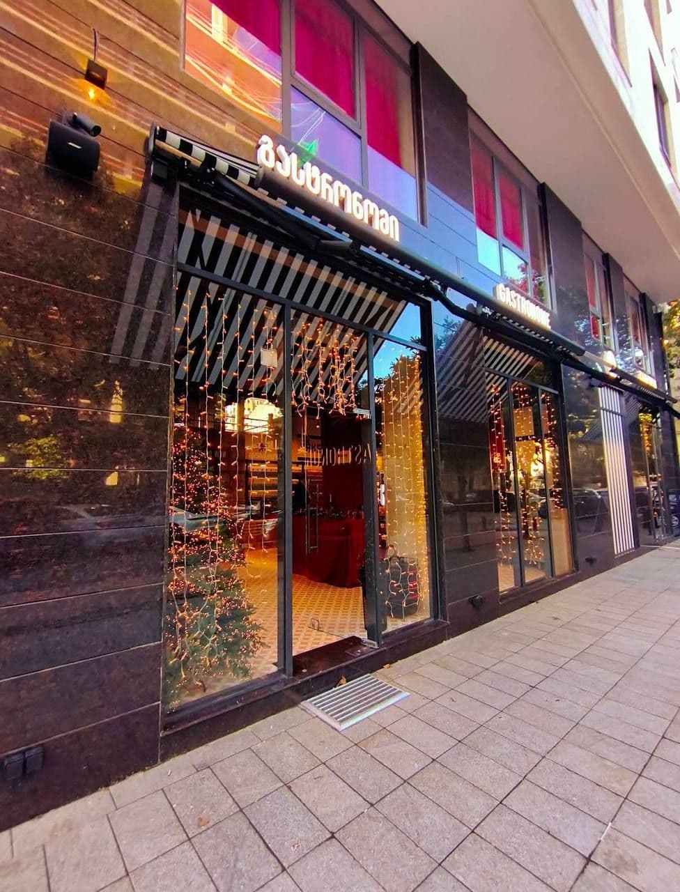 Studio, 38 m² — St. Vazha Pshavela 14