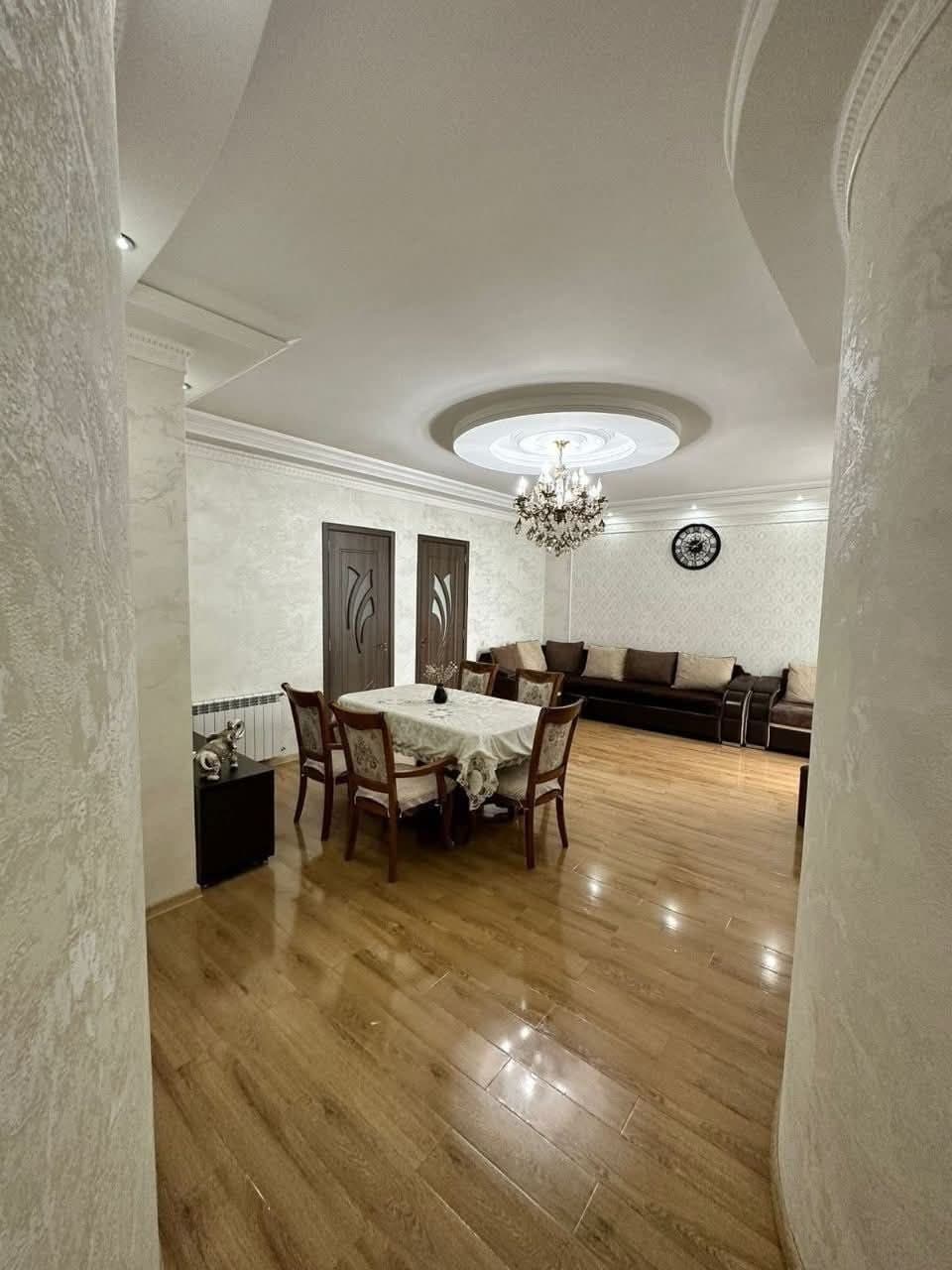 Улице Церетели 19 — фото 1