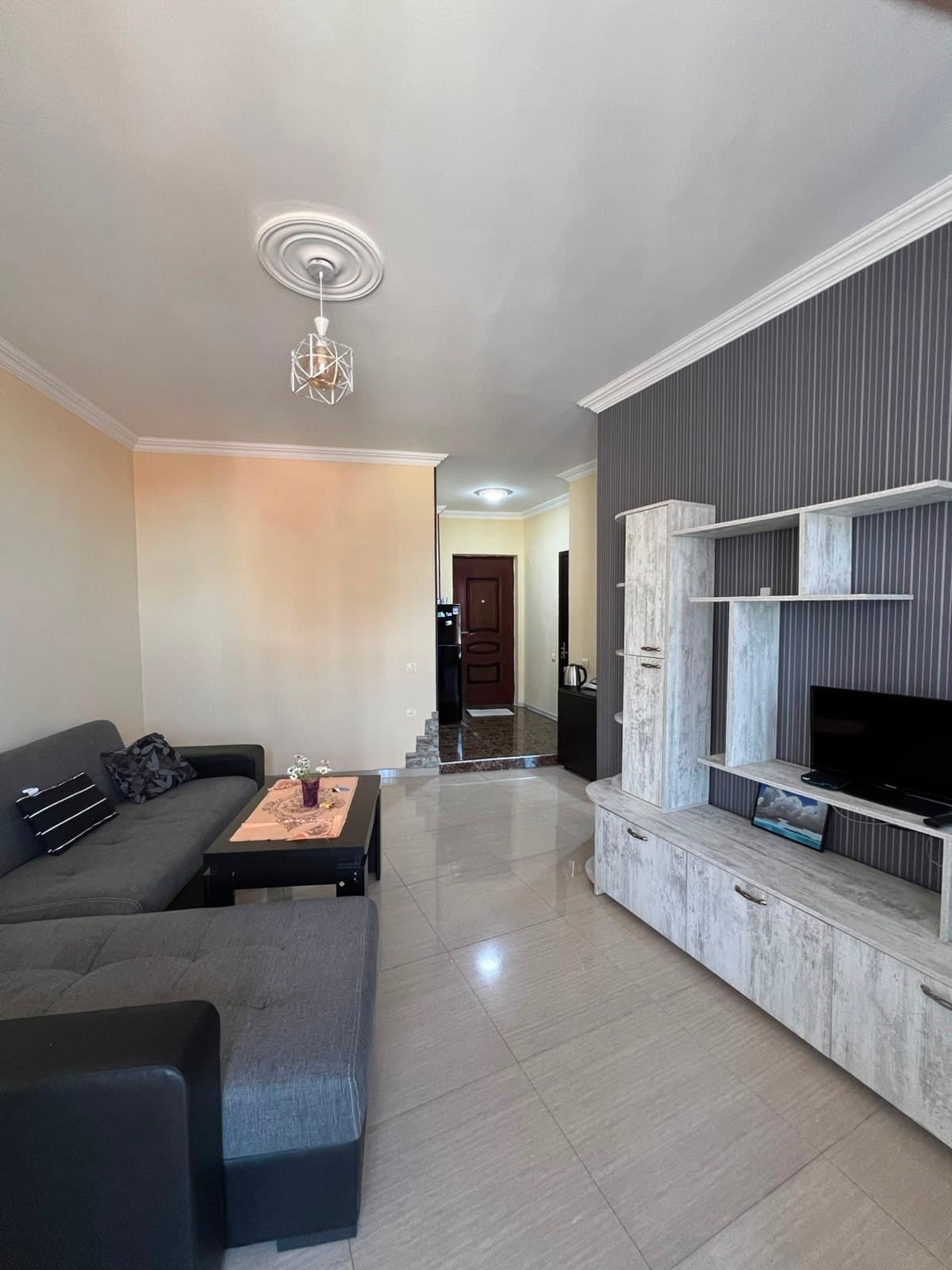 Apartment, 60 m² — St. Besiki, 1