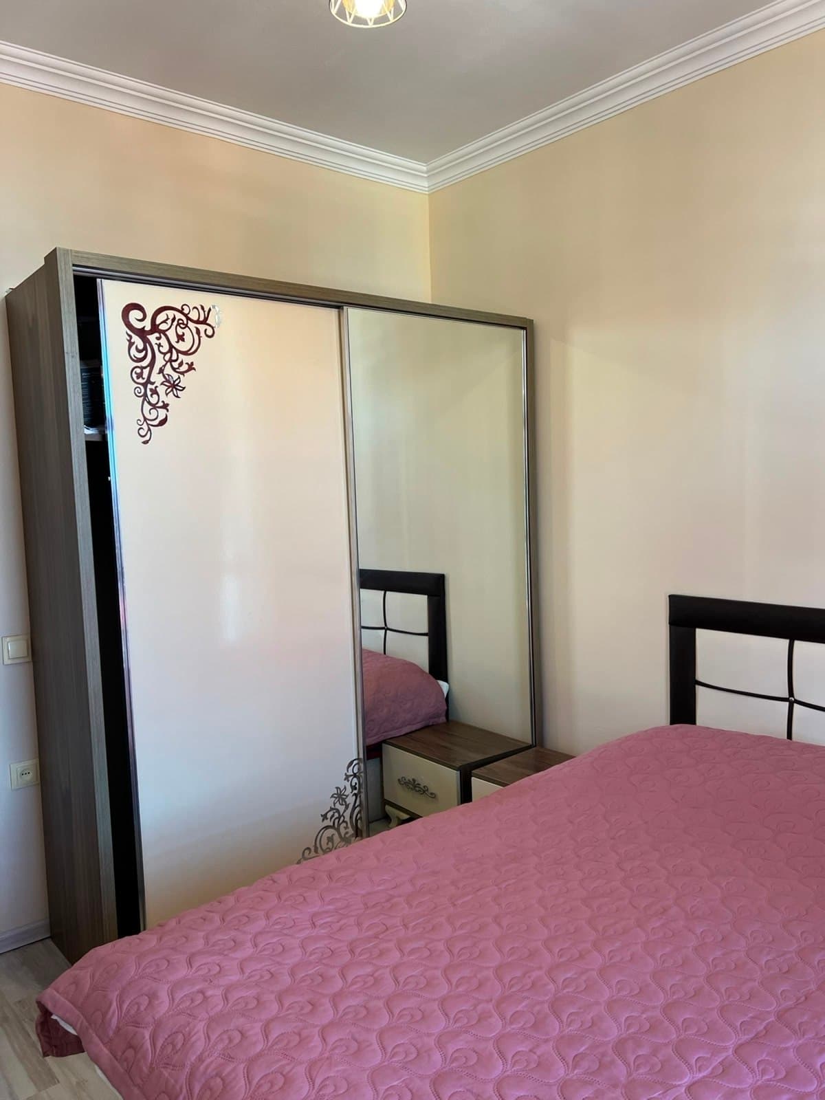 Apartment, 60 m² — St. Besiki, 1