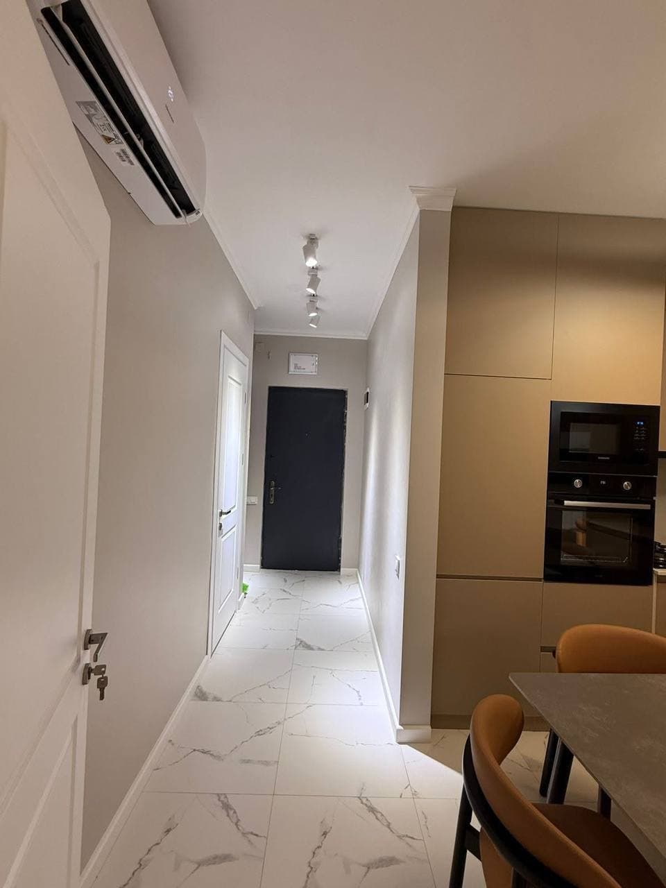 Apartment, 80 m² — St. Brtskinvale, 102