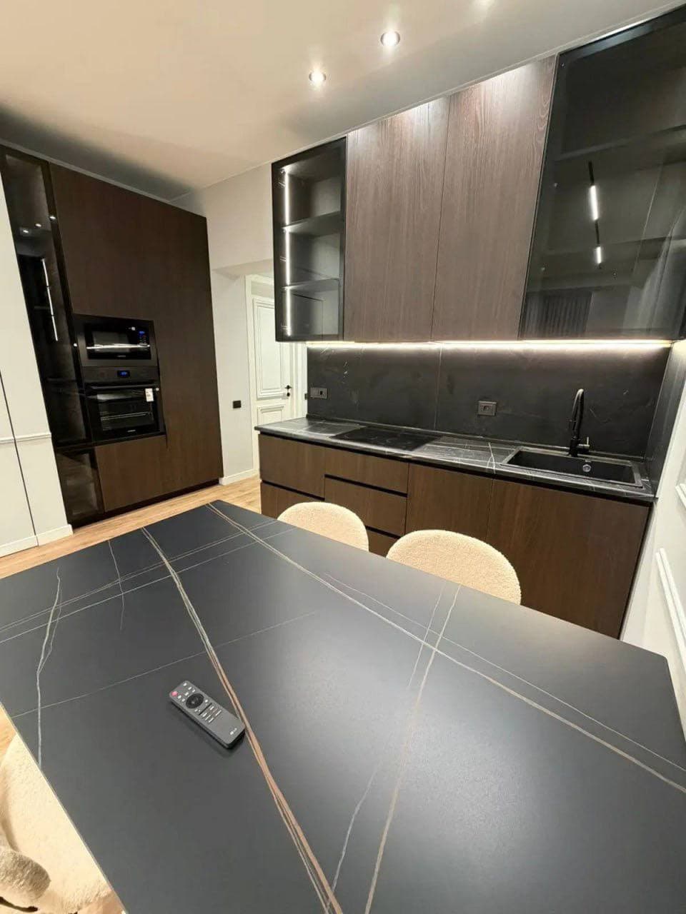 Apartment, 65 m² — Vake