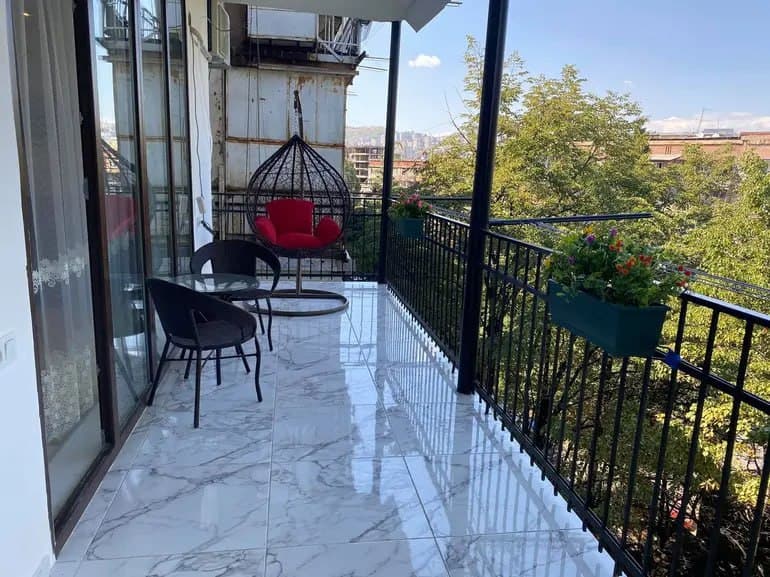 Apartment, 100 m² — St. Tamarashvili 7
